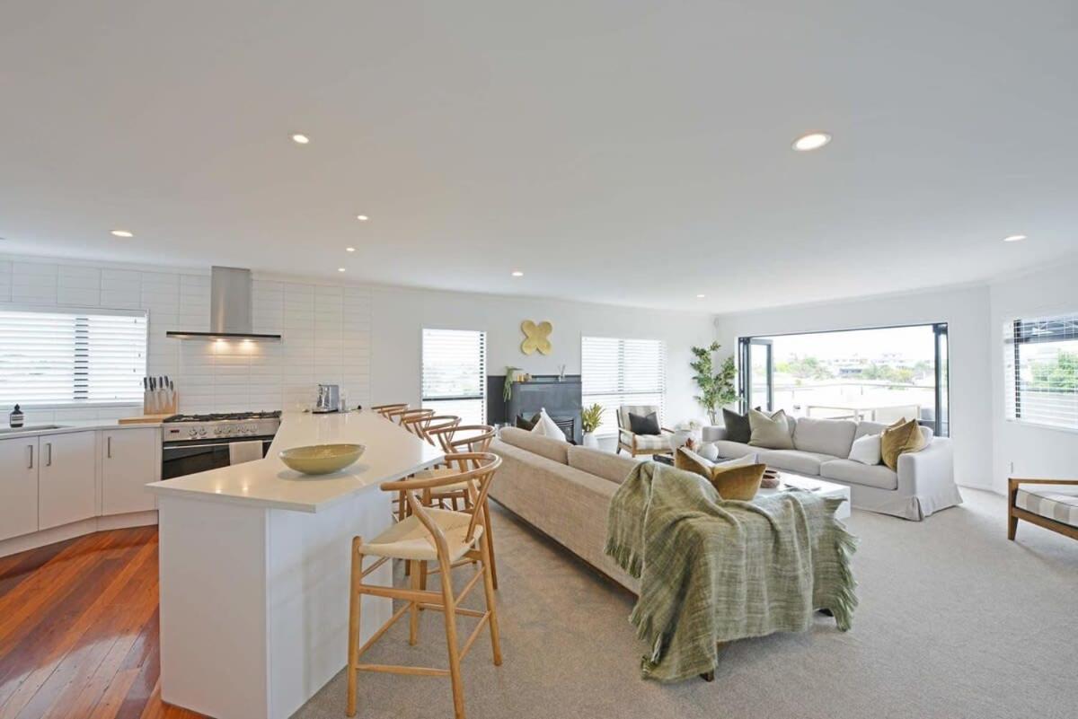 Escape To High End Comforts On Riverton Villa Mount Maunganui Exterior photo